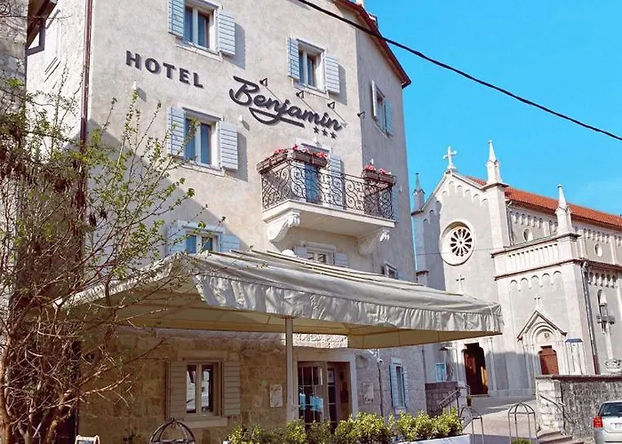 Benjamin Hotel