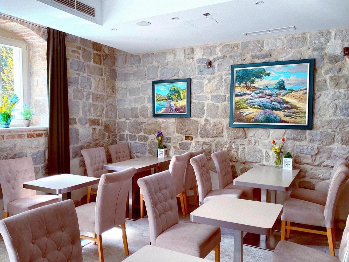 Benjamin Hotel